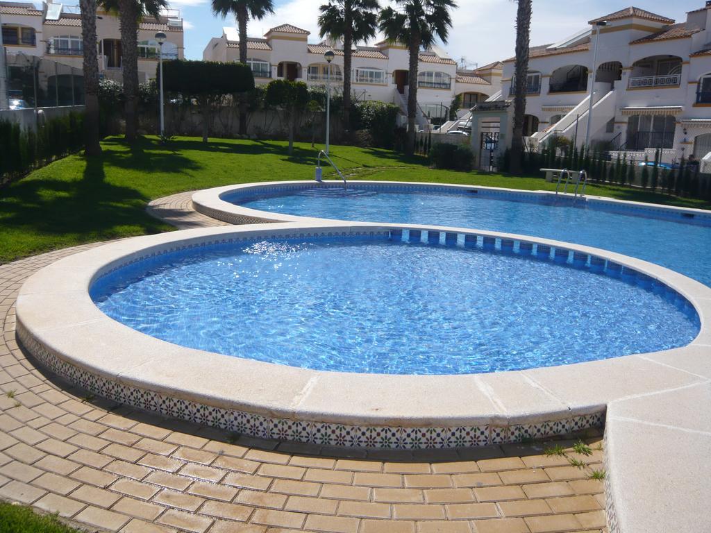 Alhambra Apartments Gran Alacant Bagian luar foto
