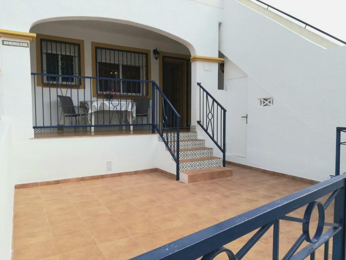 Alhambra Apartments Gran Alacant Bagian luar foto